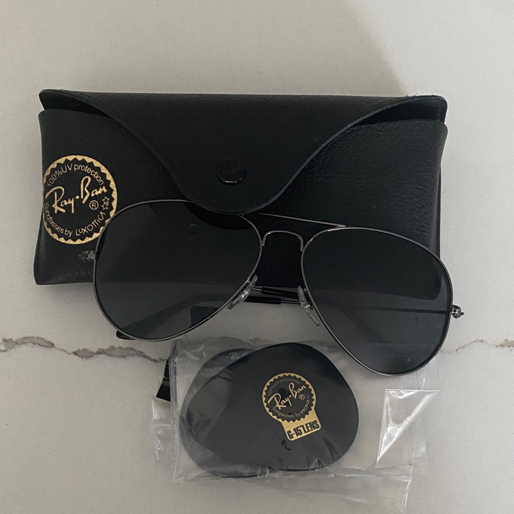 Ray-Ban Silver Frame Aviator Sunglasses